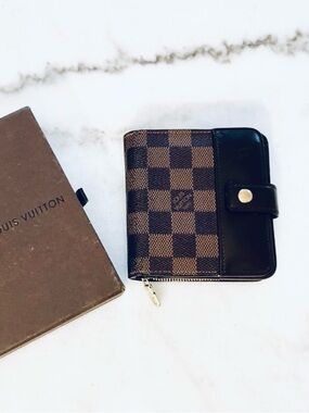 Louis Vuitton Damier Ebene Checkered Zippy Compact Wallet